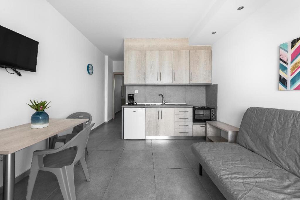 Blue Horizon 3 Apartment Nea Kallikrateia Екстериор снимка